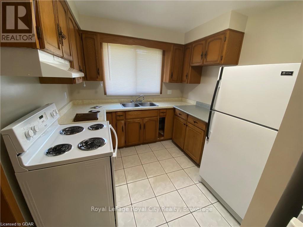 27 Kron Drive, Guelph, Ontario  N1G 3B4 - Photo 6 - X12065589