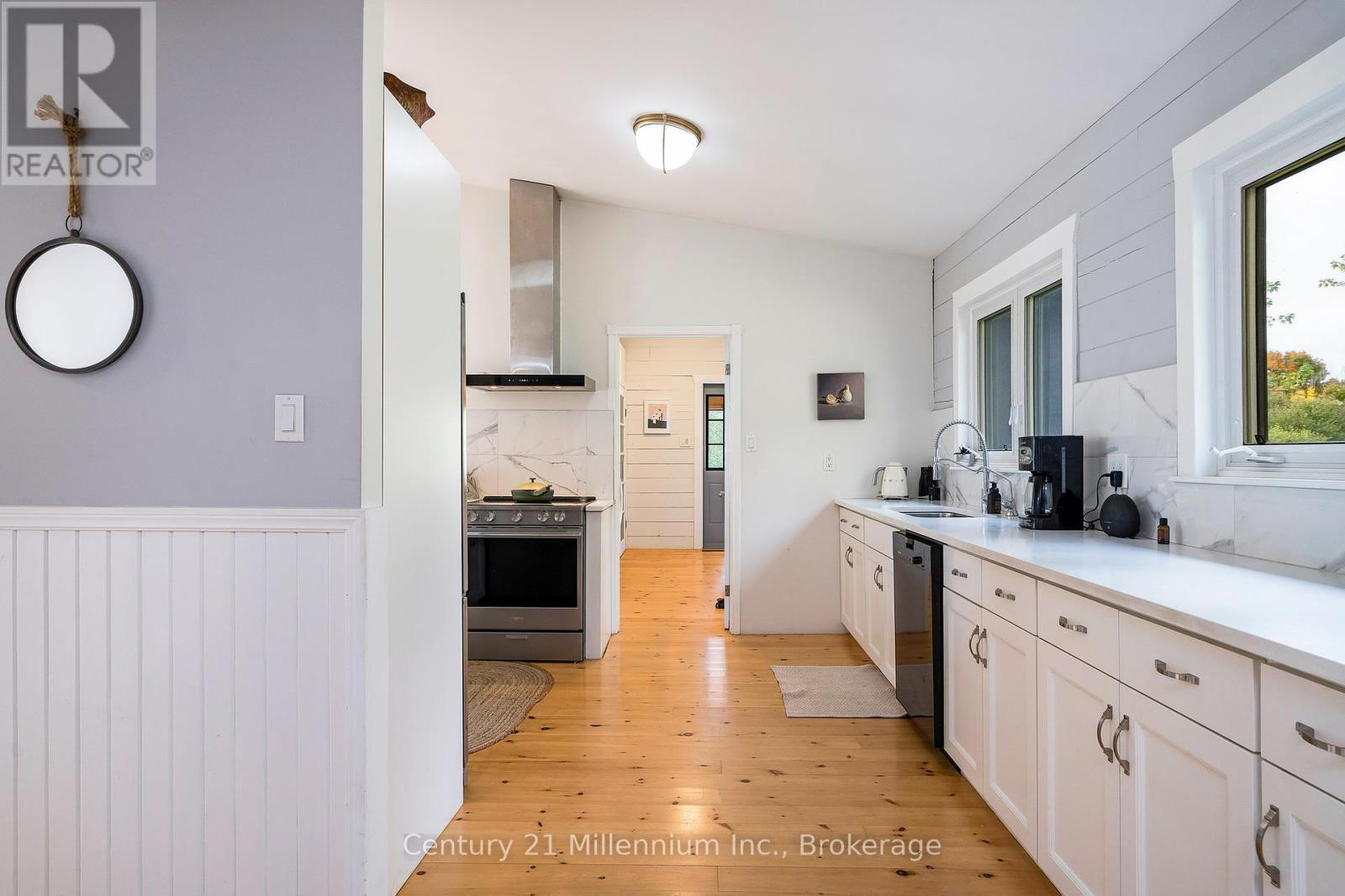 316634 3rd Line, Grey Highlands, Ontario  N4L 1W7 - Photo 22 - X12065600