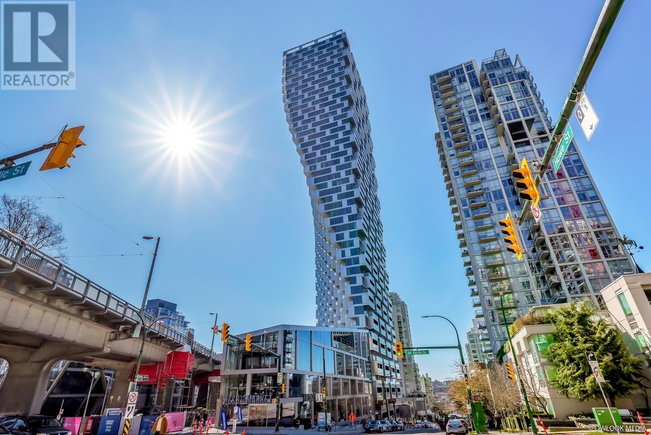 3207 1480 Howe Street, Vancouver, British Columbia  V6Z 0G5 - Photo 2 - R2984955
