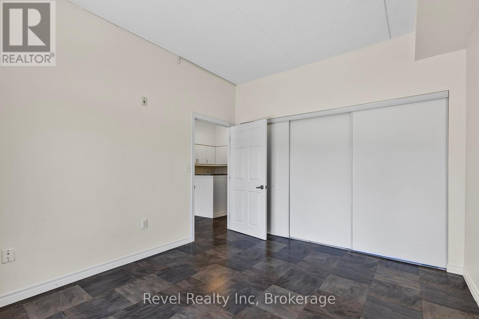 105 - 333 Lafontaine Road W, Tiny, Ontario  L9M 0H1 - Photo 16 - S12048437