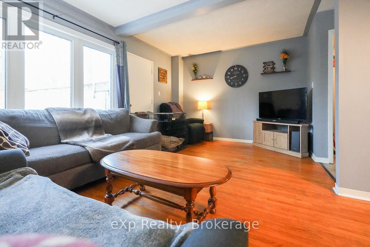 420 6th Avenue E, Owen Sound, Ontario  N4K 2T8 - Photo 12 - X12040569
