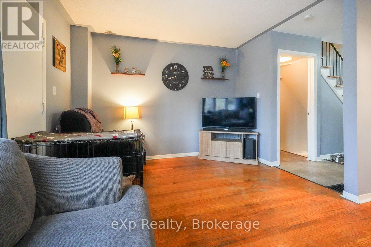 420 6th Avenue E, Owen Sound, Ontario  N4K 2T8 - Photo 13 - X12040569