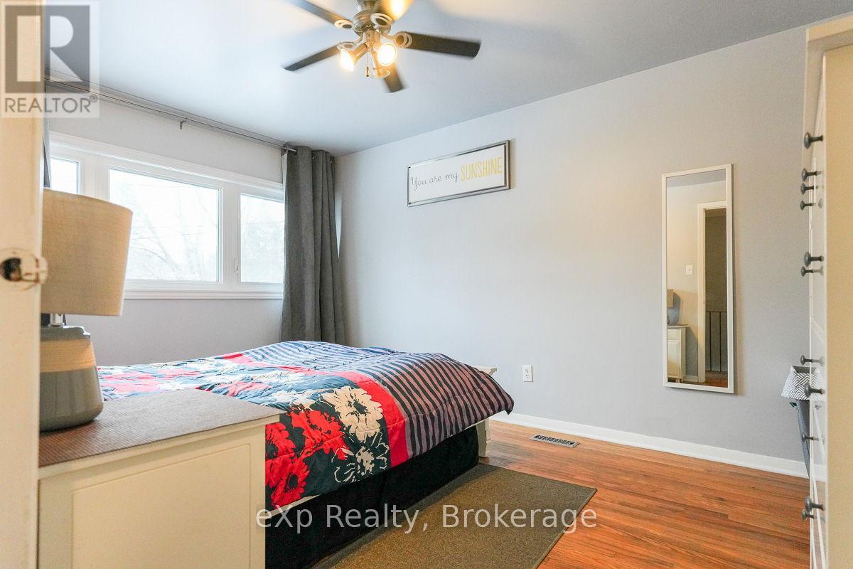 420 6th Avenue E, Owen Sound, Ontario  N4K 2T8 - Photo 16 - X12040569