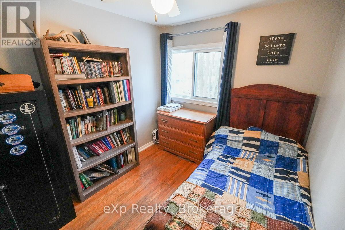 420 6th Avenue E, Owen Sound, Ontario  N4K 2T8 - Photo 19 - X12040569