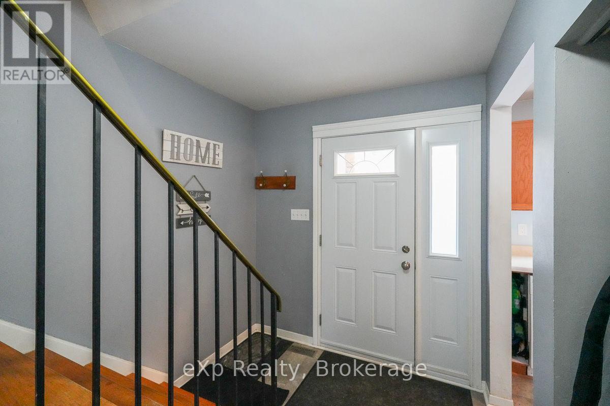 420 6th Avenue E, Owen Sound, Ontario  N4K 2T8 - Photo 6 - X12040569