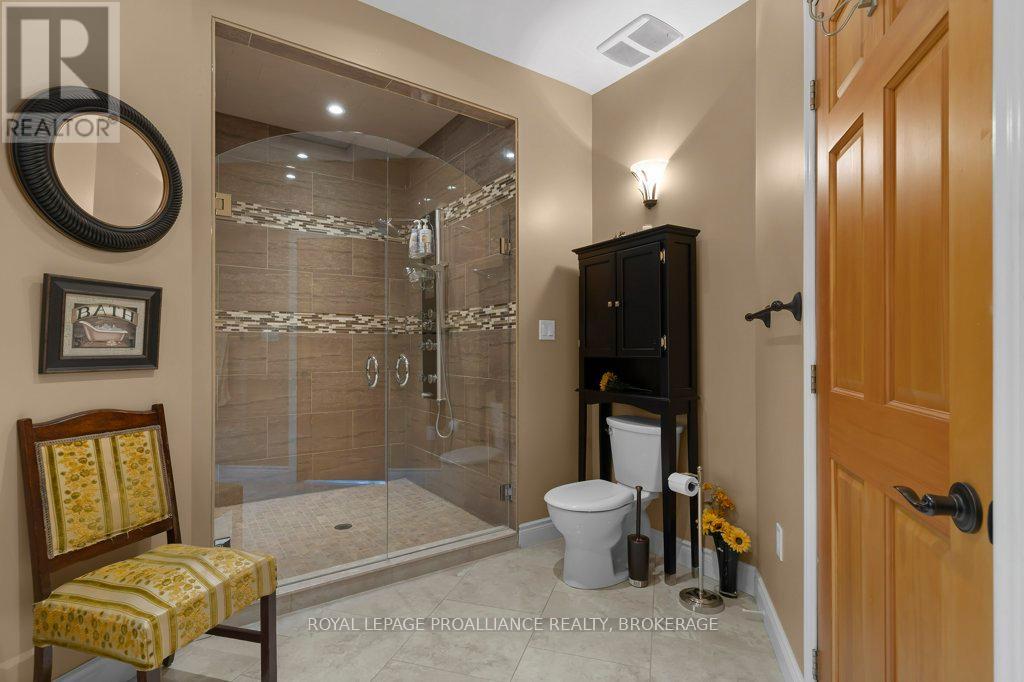 1749 Ormsbee Road, Frontenac, Ontario  K0H 1H0 - Photo 19 - X12065765