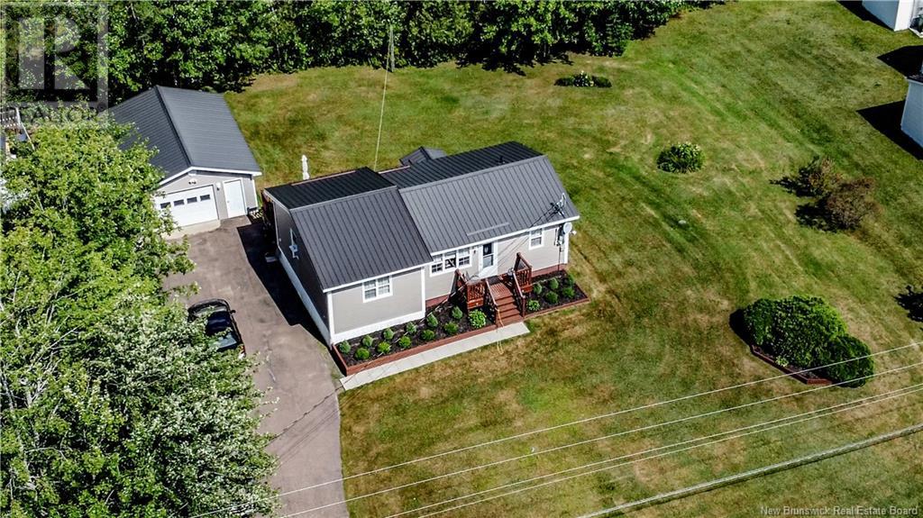 Property at 10731 Principale Street image 3