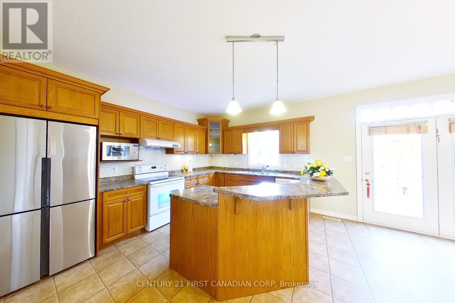 448 Cottontail Crescent, London, Ontario  N5X 4N4 - Photo 9 - X12065673