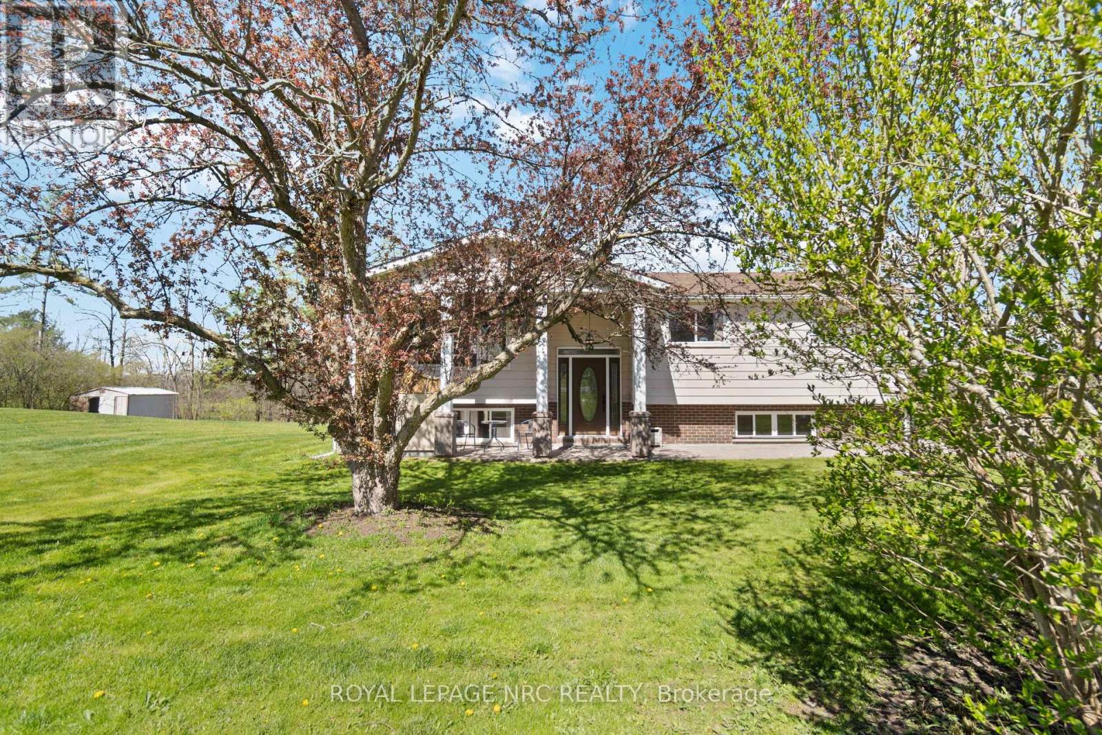 Property at 883 RIDGE RD N ROAD image 4