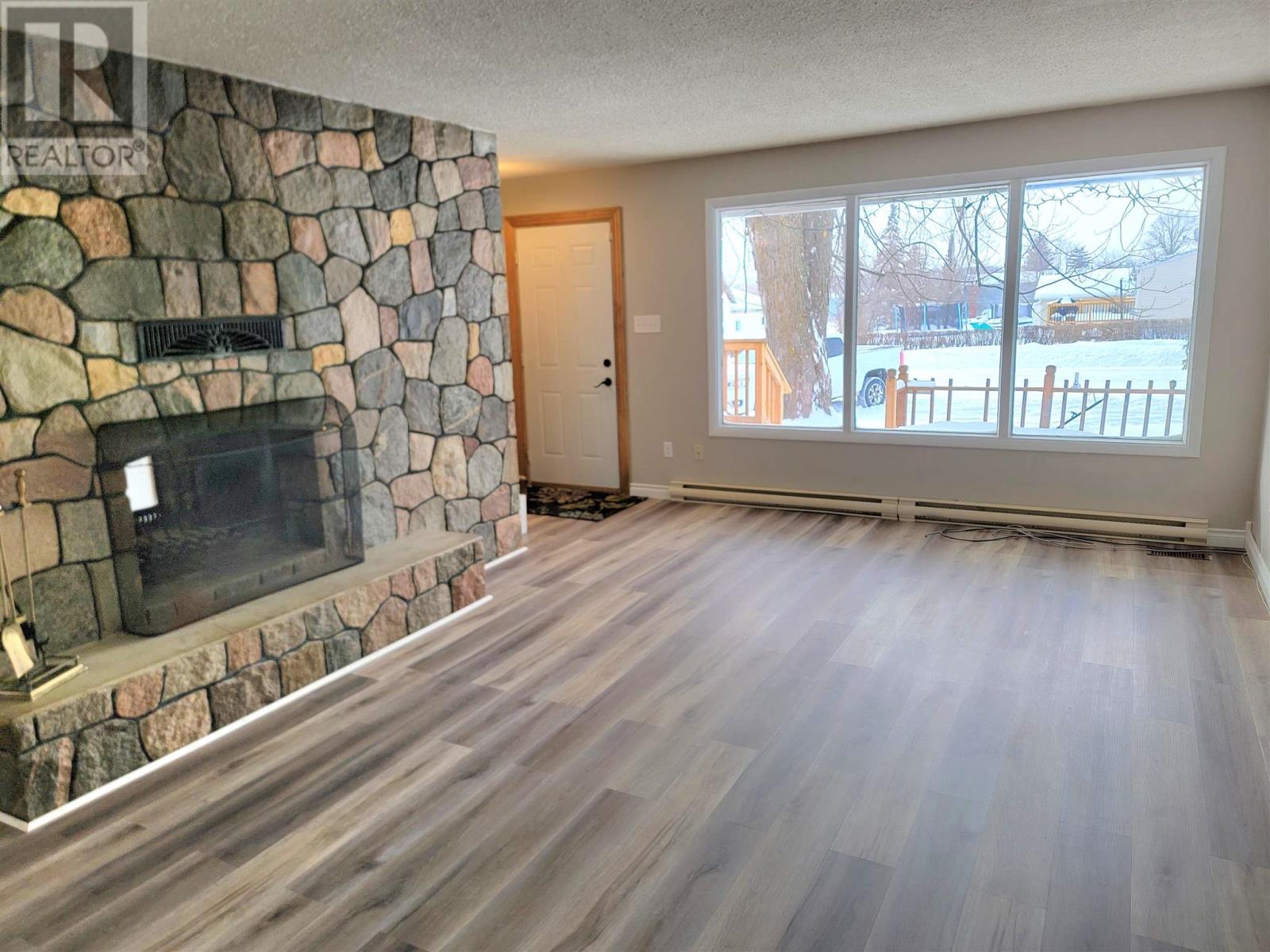 22 King St, Emo, Ontario  P0W 1E0 - Photo 6 - TB250242