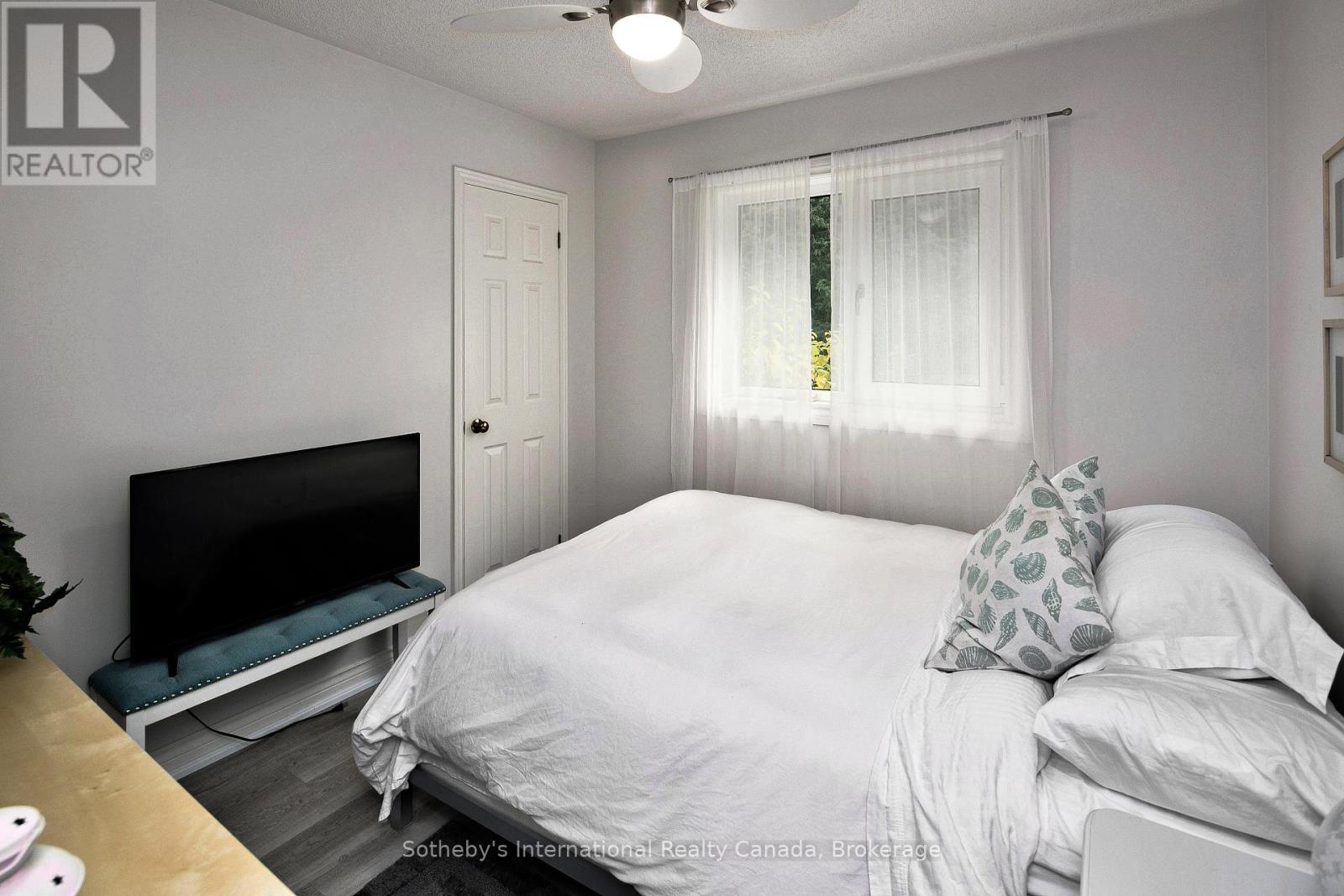 195 Fraser Street, Meaford, Ontario  N0H 2P0 - Photo 23 - X12065634