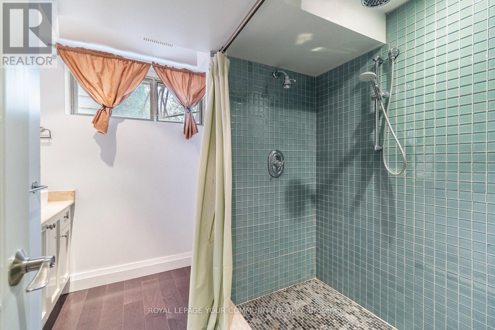 21 Yewfield Crescent, Toronto, Ontario  M3B 2Y4 - Photo 29 - C12065784