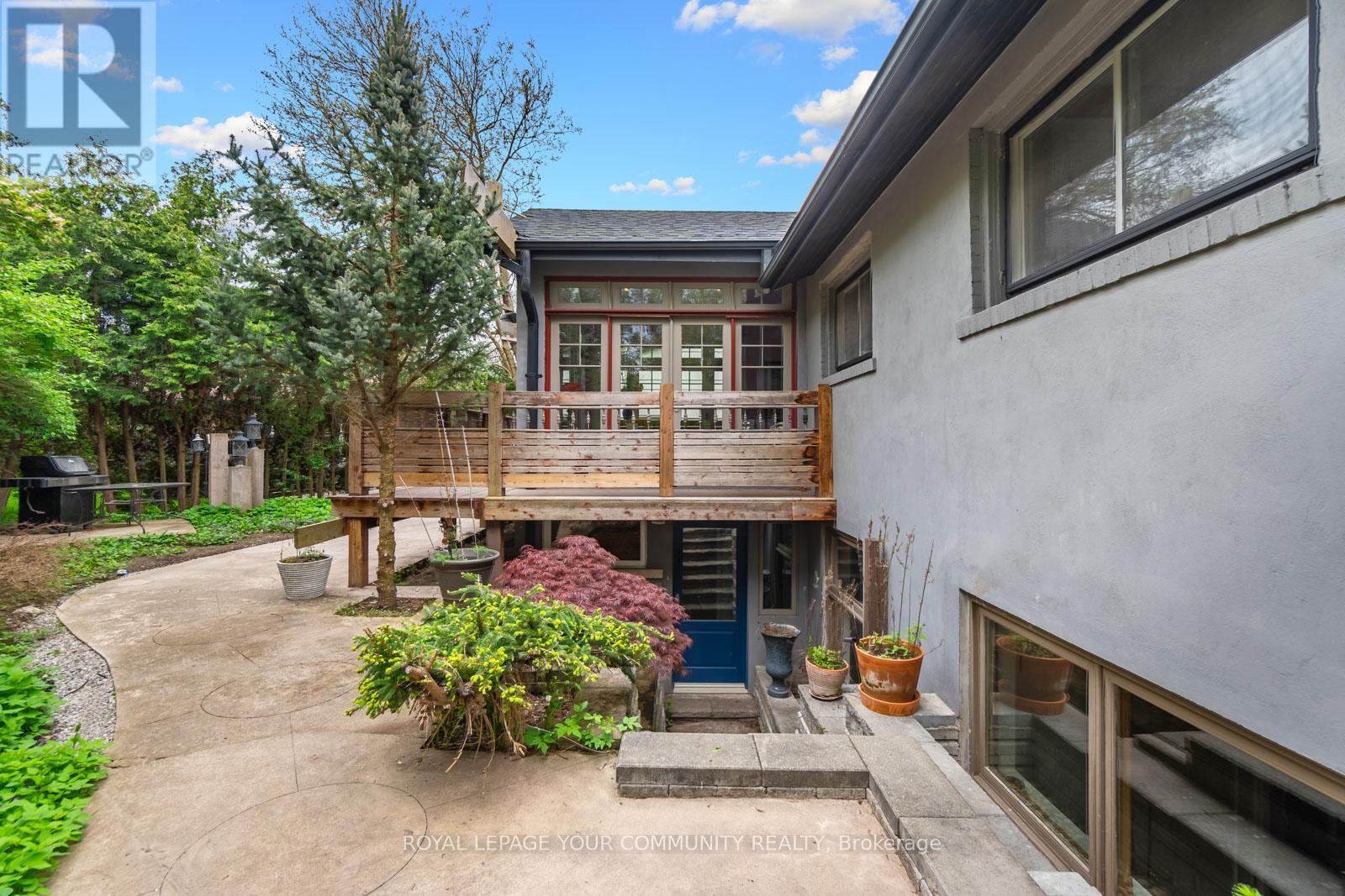 21 Yewfield Crescent, Toronto, Ontario  M3B 2Y4 - Photo 34 - C12065784