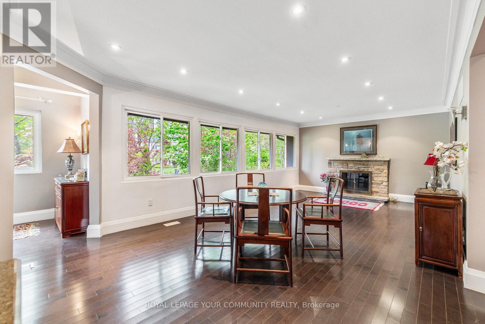 21 Yewfield Crescent, Toronto, Ontario  M3B 2Y4 - Photo 9 - C12065784