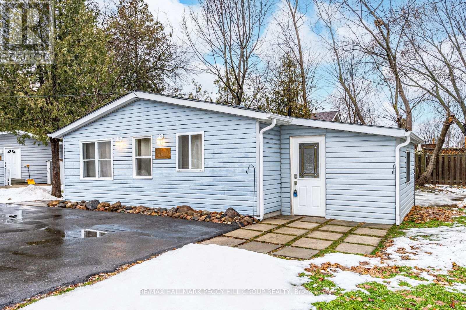 Property at 2073 KATE AVENUE image 1