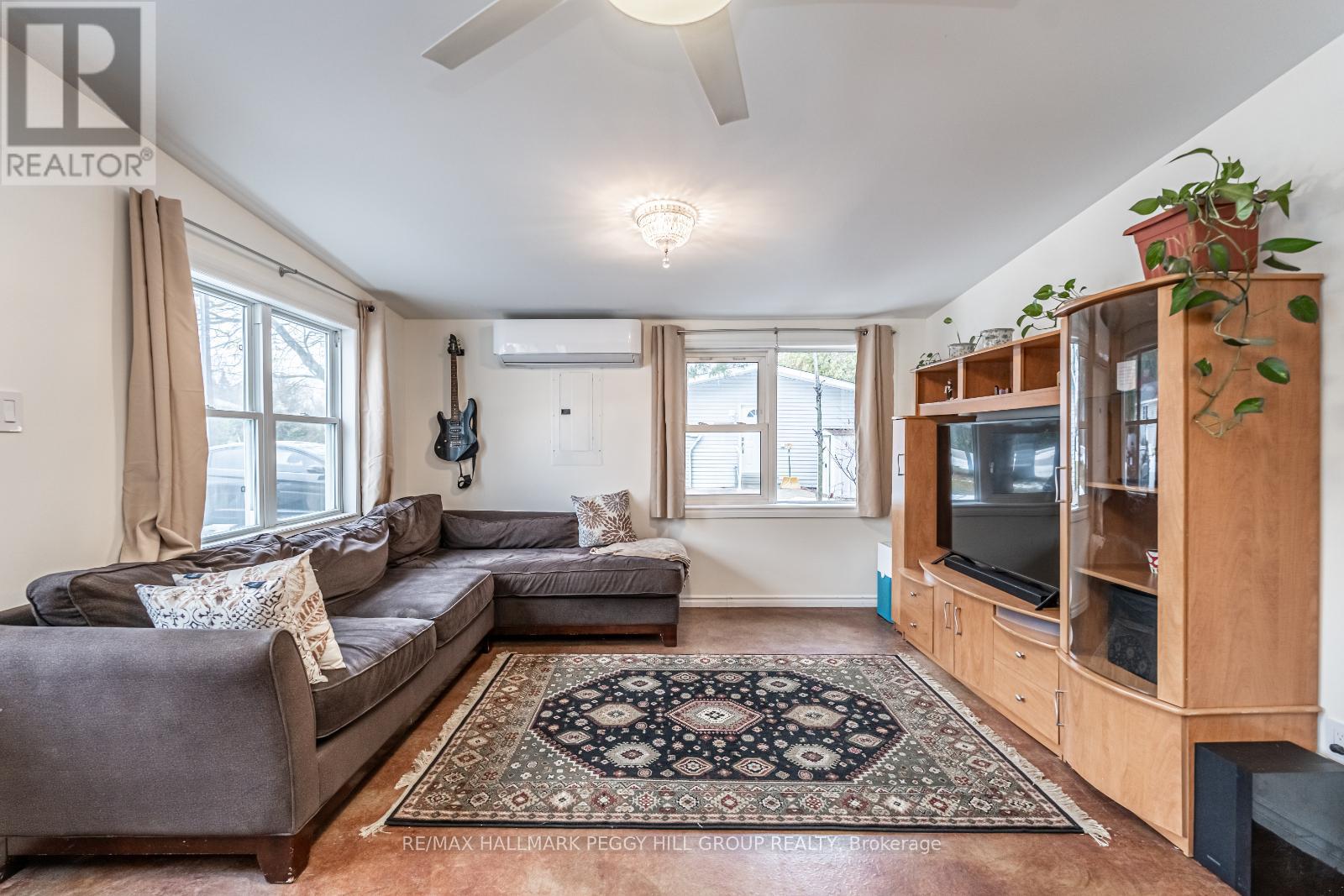 Property at 2073 KATE AVENUE image 3