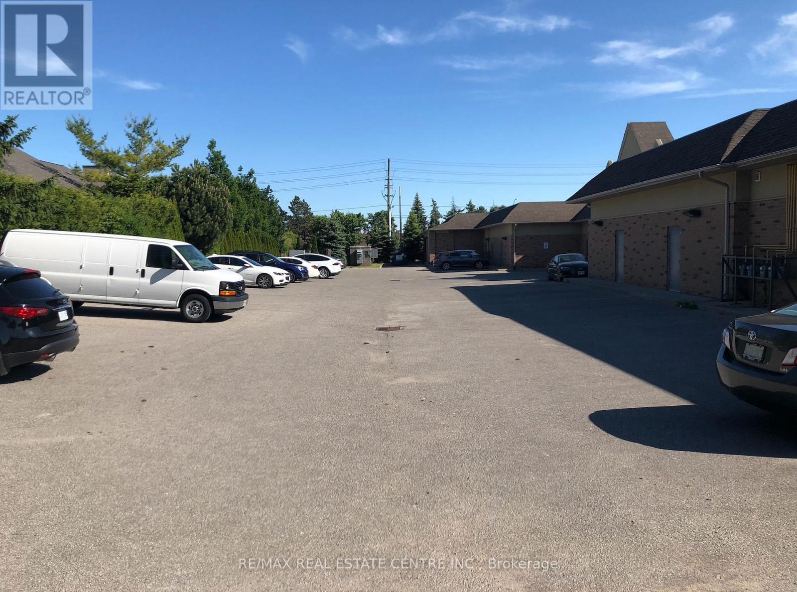 6 - 5 Swan Lake Boulevard, Markham (Greensborough), Ontario  L6E 0K7 - Photo 8 - N12052365