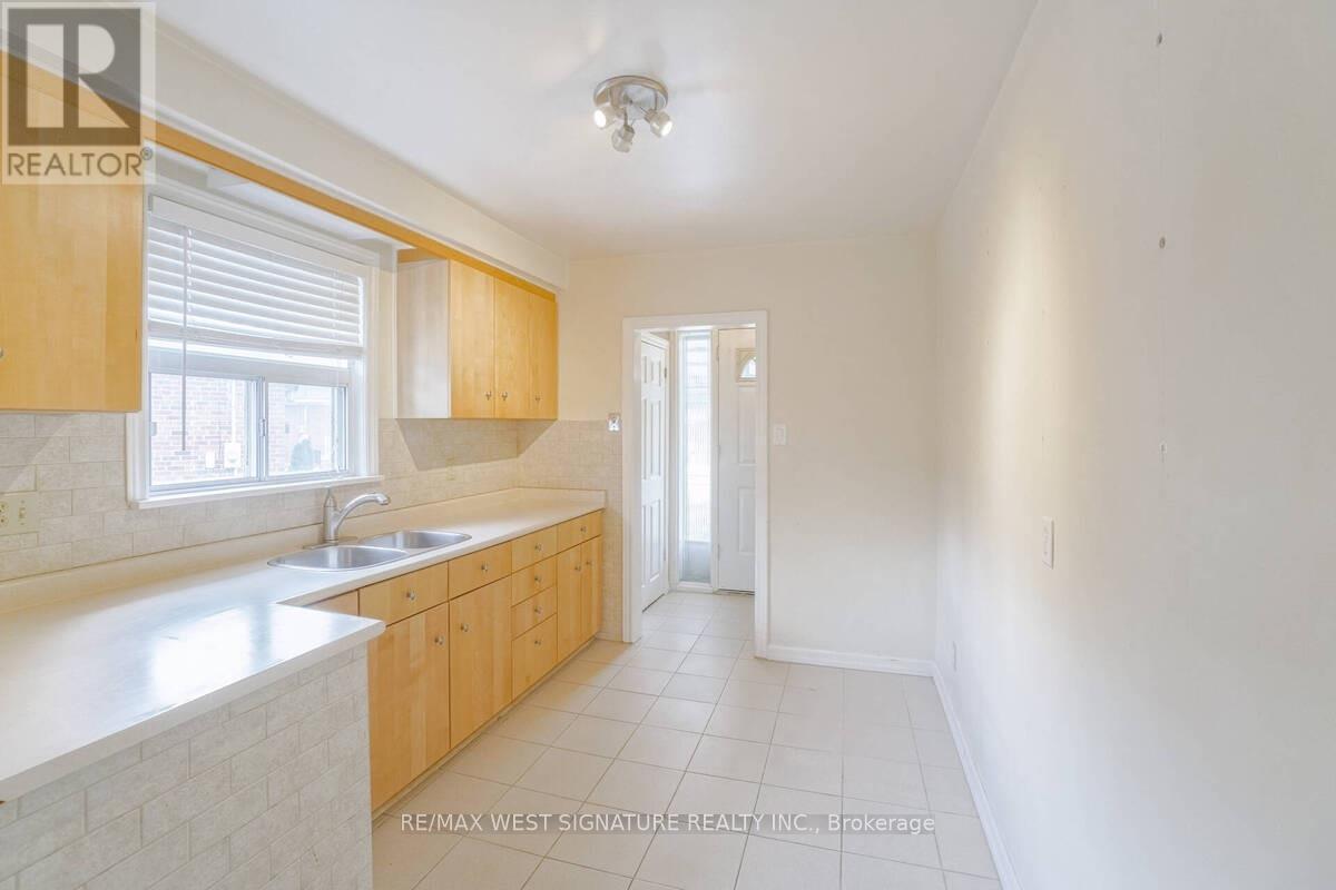 Property at 23 FERNANDO ROAD image 5