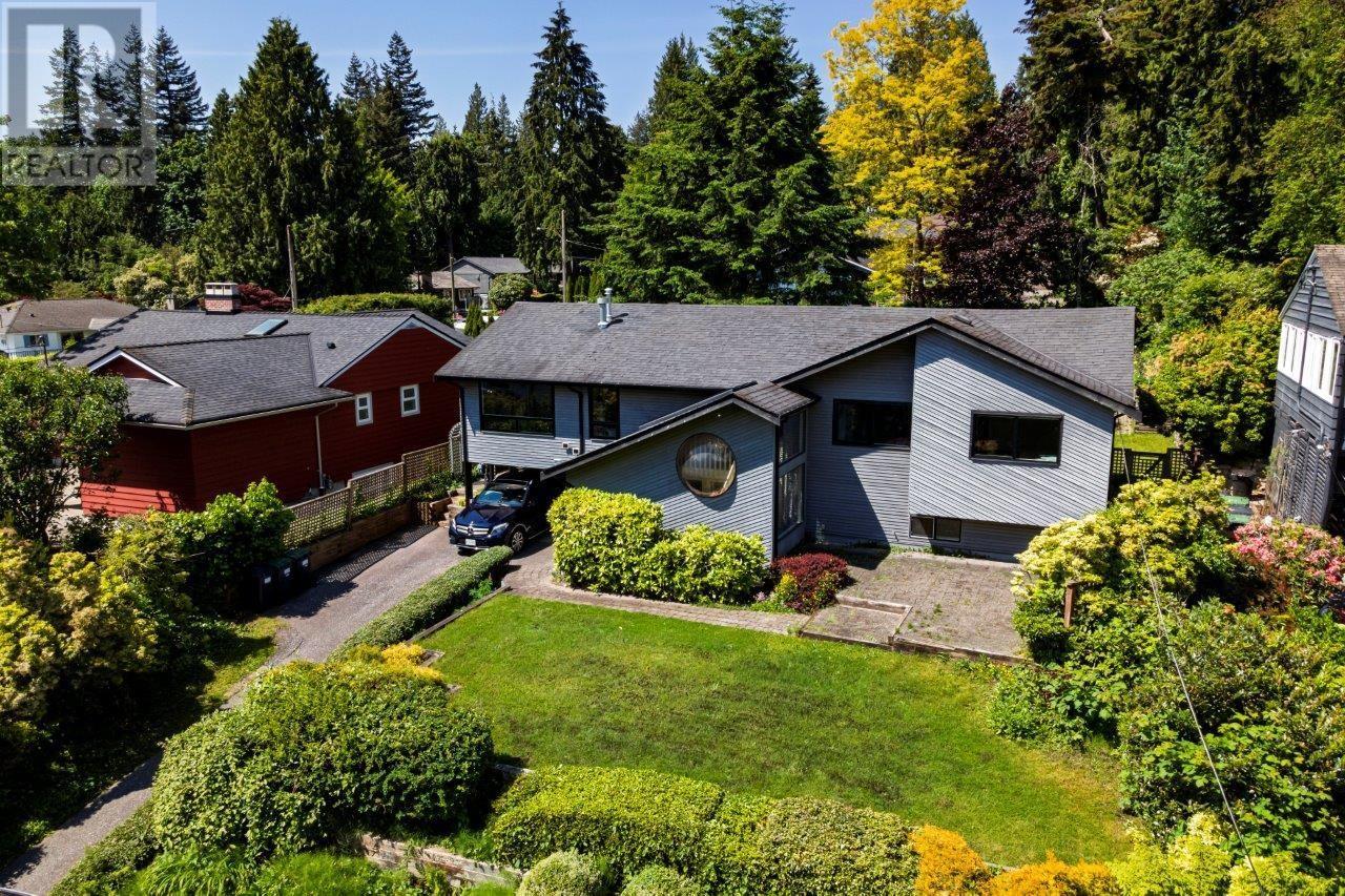 1427 APPIN ROAD, north vancouver, British Columbia