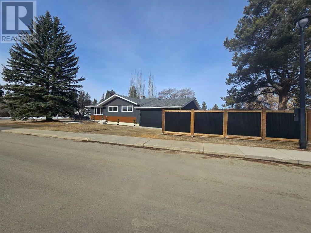 73 Selkirk Boulevard, Red Deer, Alberta  T4N 0G5 - Photo 39 - A2209214