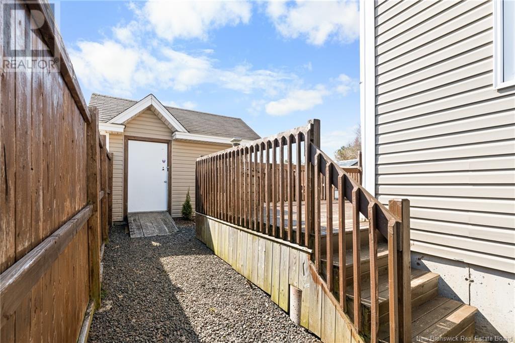 Property at 939 Bernard Street image 3
