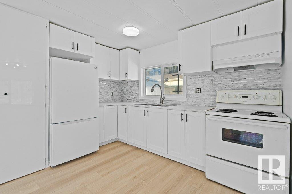 2 Meadow Cr Nw, Edmonton, Alberta  T6P 1G1 - Photo 14 - E4429453