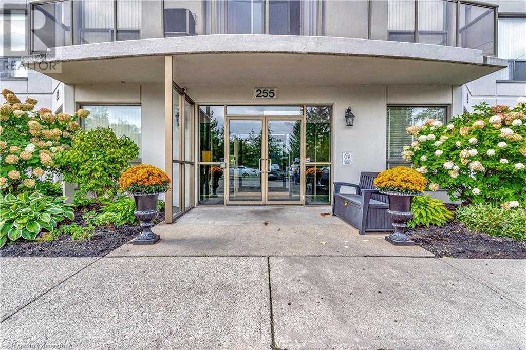 Property at 255 KEATS WAY Place Unit# 303 image 4