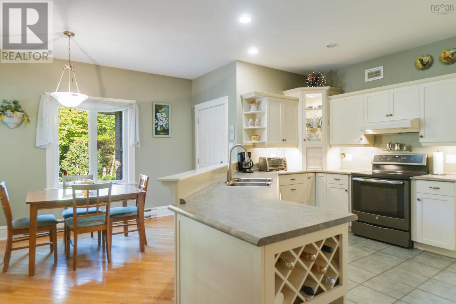 93 Ronald Avenue, Cambridge, Nova Scotia  B0P 1G0 - Photo 13 - 202507027
