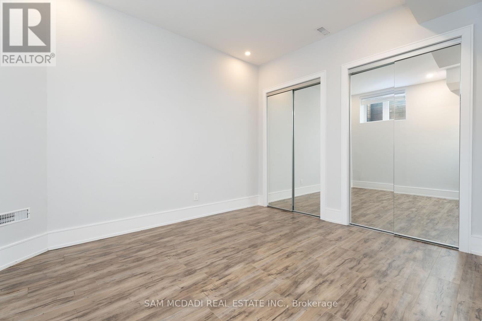 168 Nelson Street, Oakville (Br Bronte), Ontario  L6L 3J2 - Photo 37 - W12065800