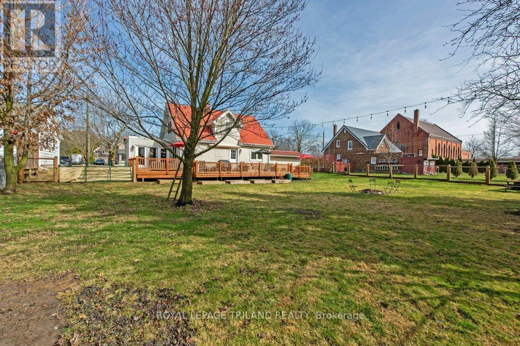 Photo 26 of 30 for 165 Delatre Street W