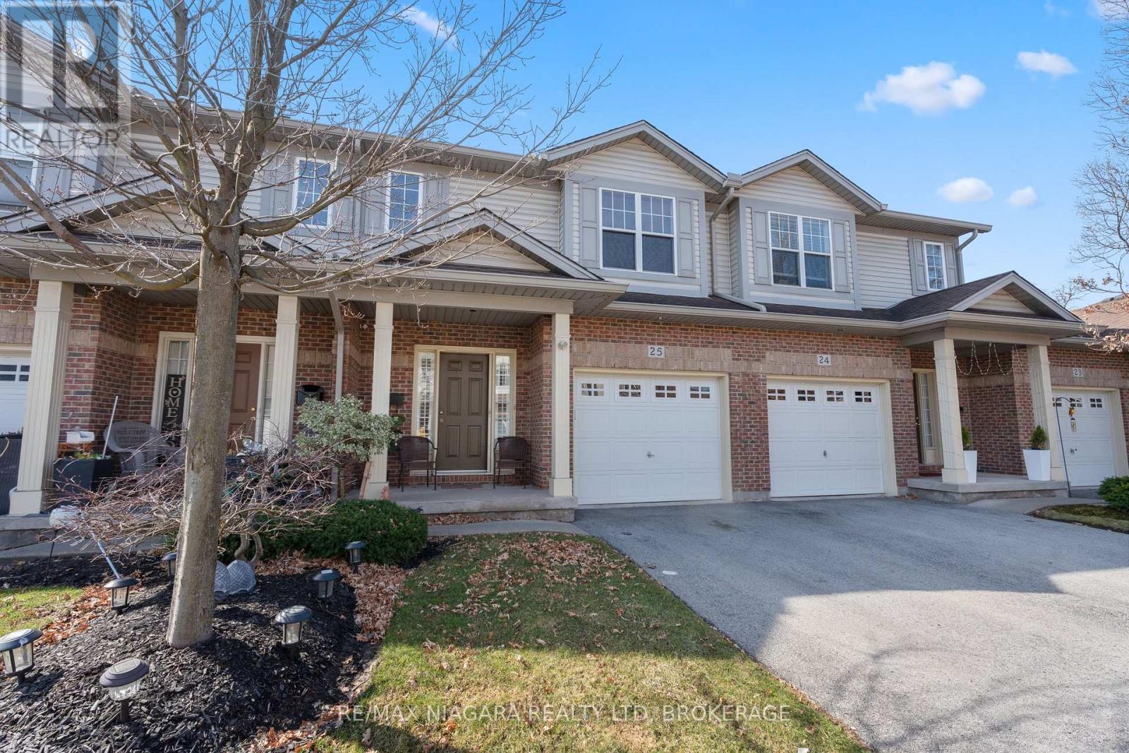 Property at 25 - 5595 DRUMMOND ROAD image 1