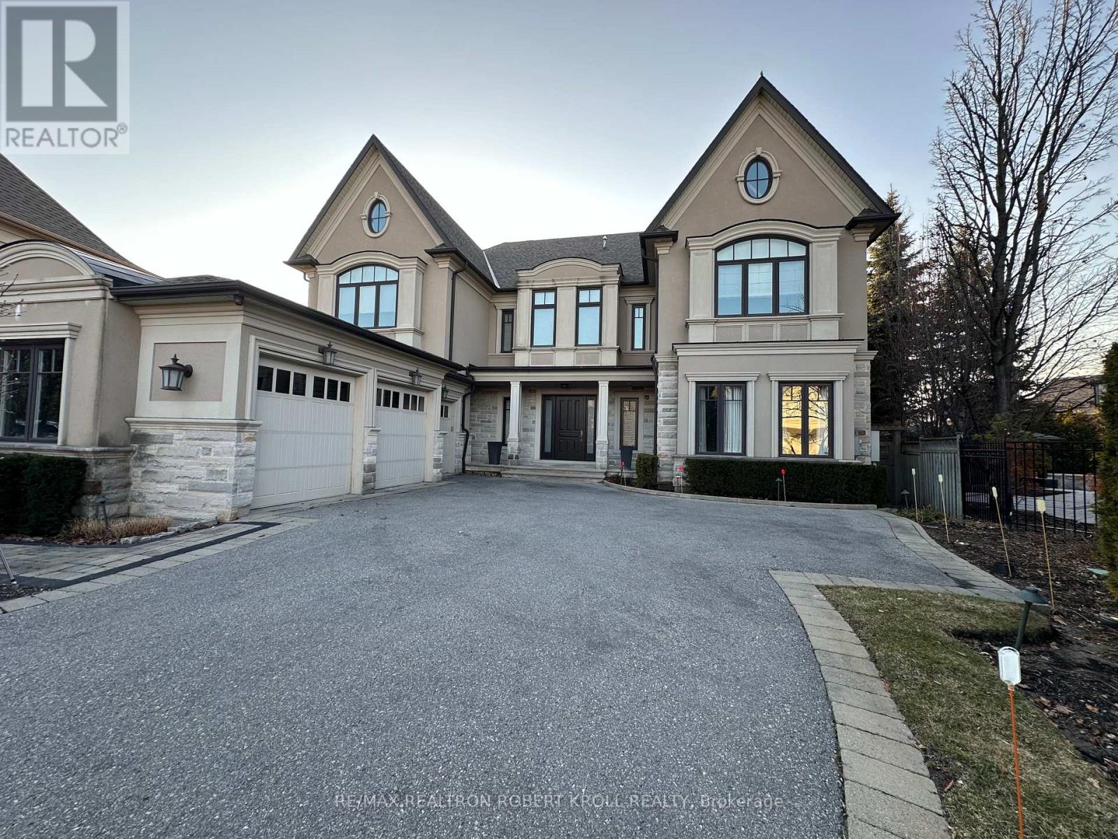 Property at 50 EVITA COURT image 4