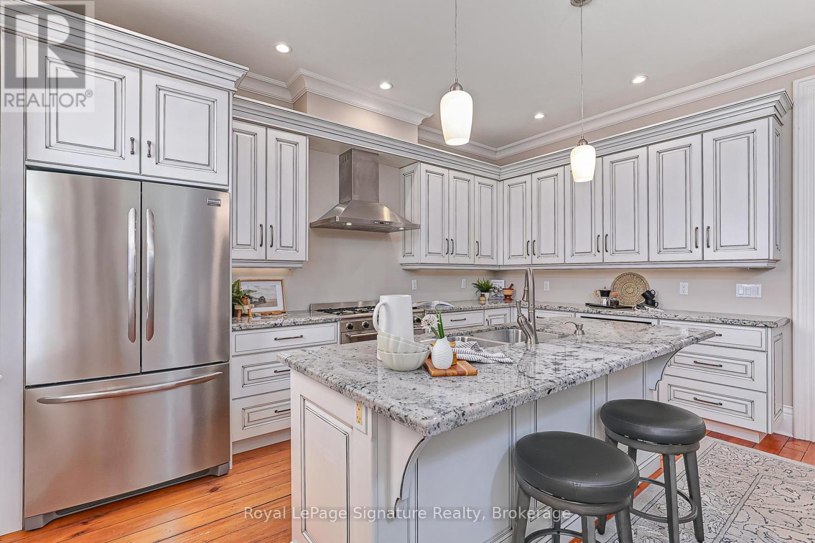 49 Denmark Street, Meaford, Ontario  N4L 1B9 - Photo 11 - X12013100