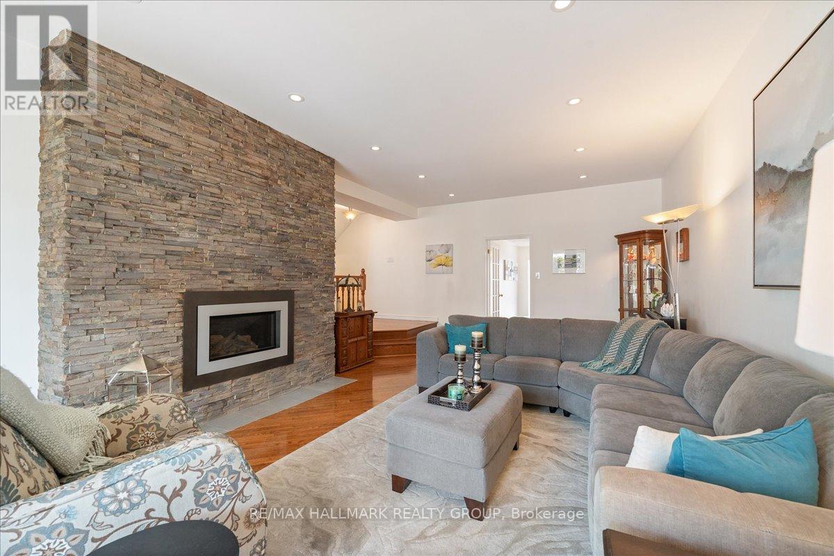Property at 12 BIRKETT STREET image 3