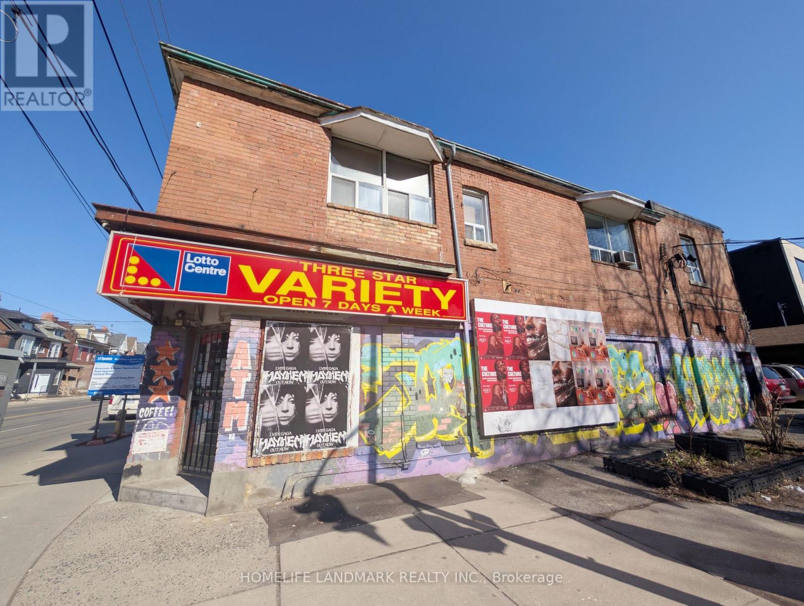 Property at 621 BATHURST STREET image 1