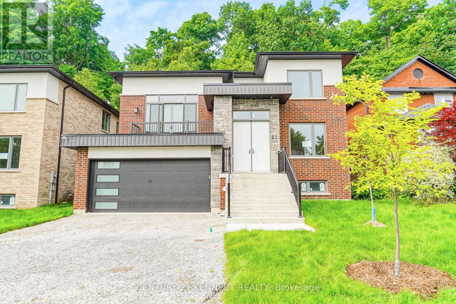 Property at 23 BLUEKING CRESCENT image 1