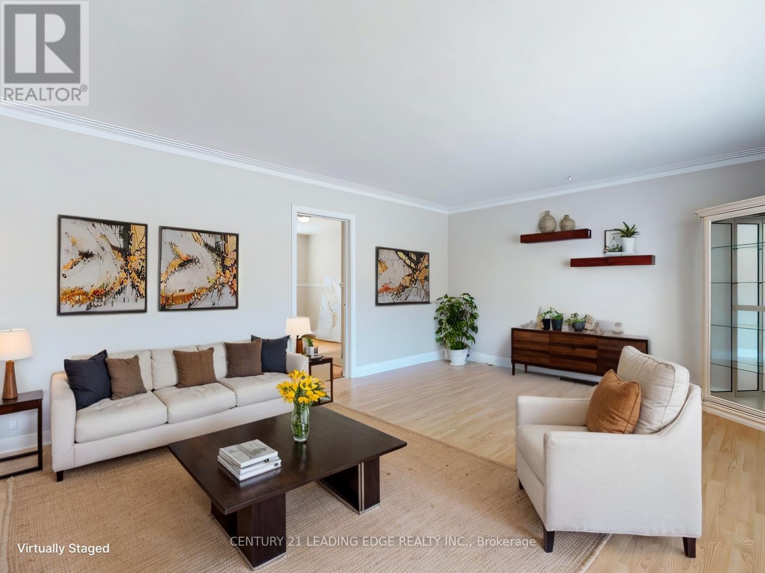 350 The Queensway S, Georgina, Ontario  L4P 2B9 - Photo 13 - N12066042