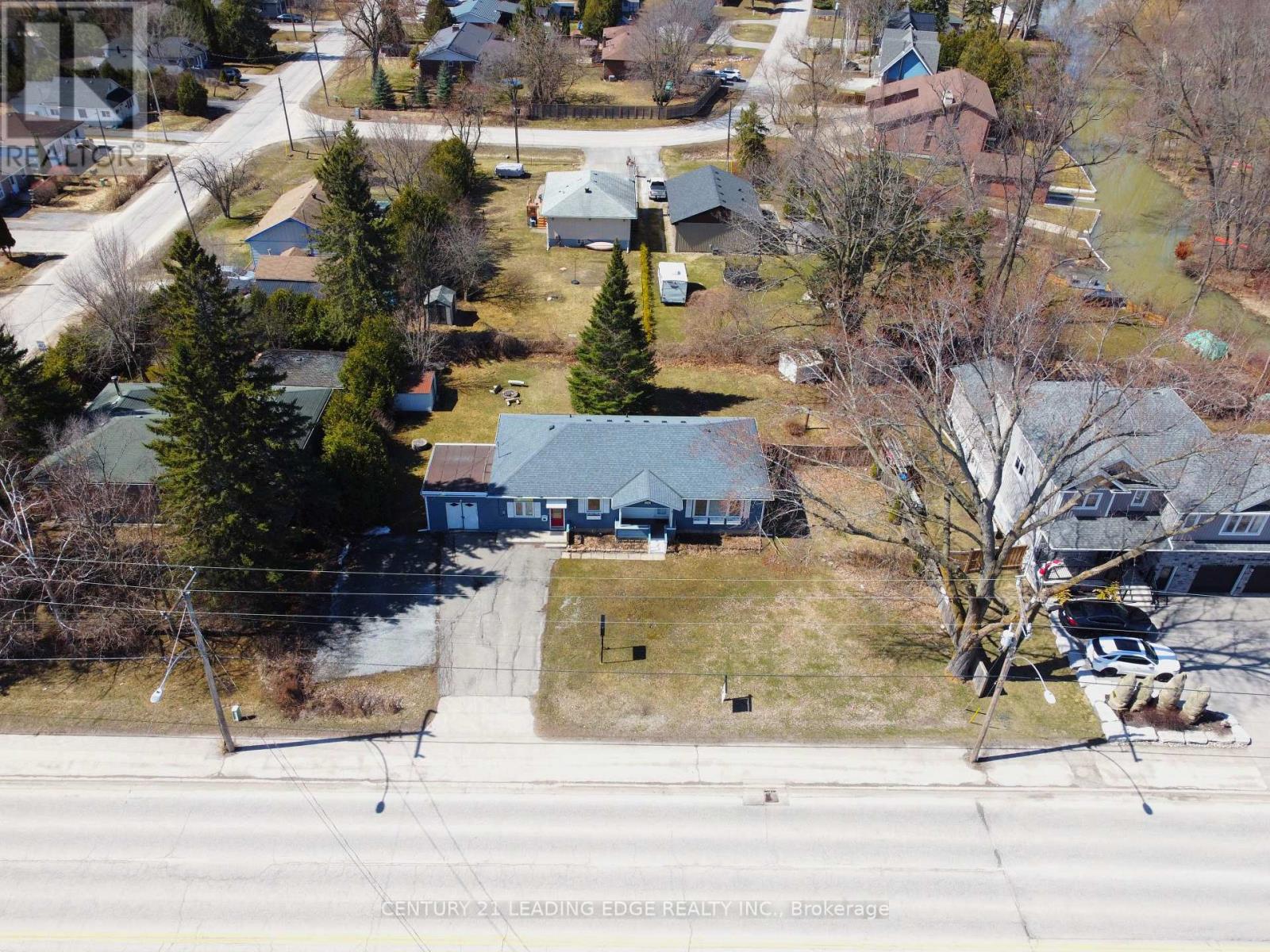 350 The Queensway S, Georgina, Ontario  L4P 2B9 - Photo 35 - N12066042