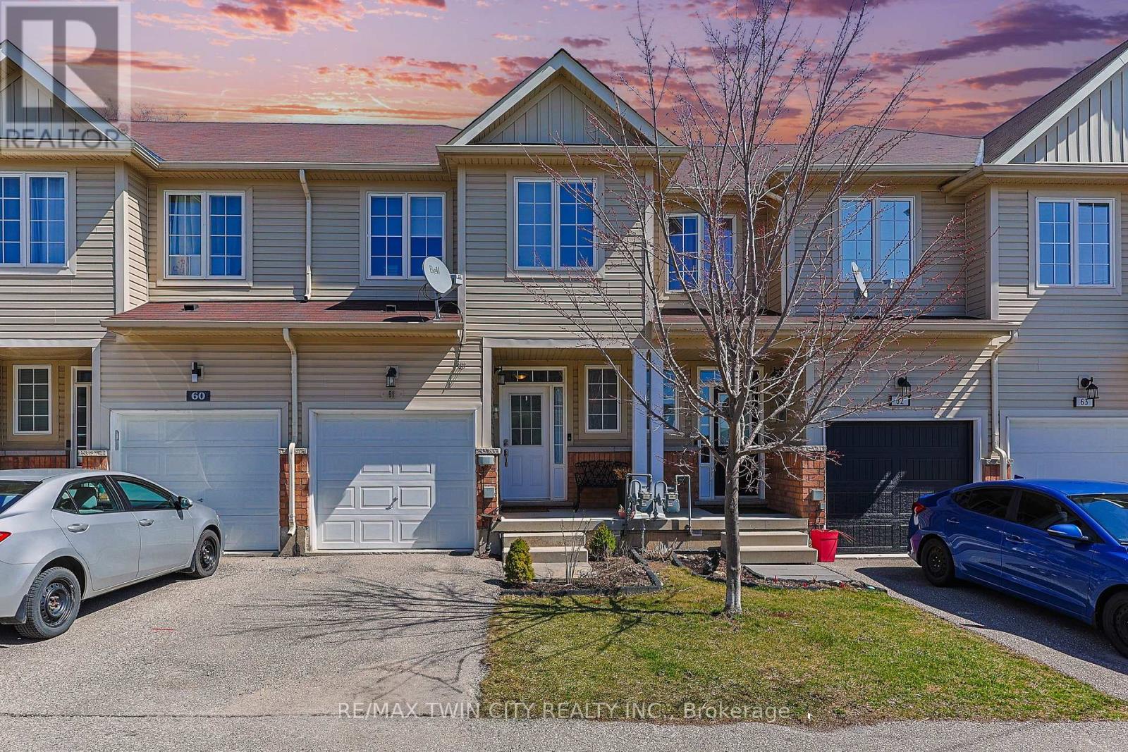 61 - 21 DIANA AVENUE, Brantford, Ontario