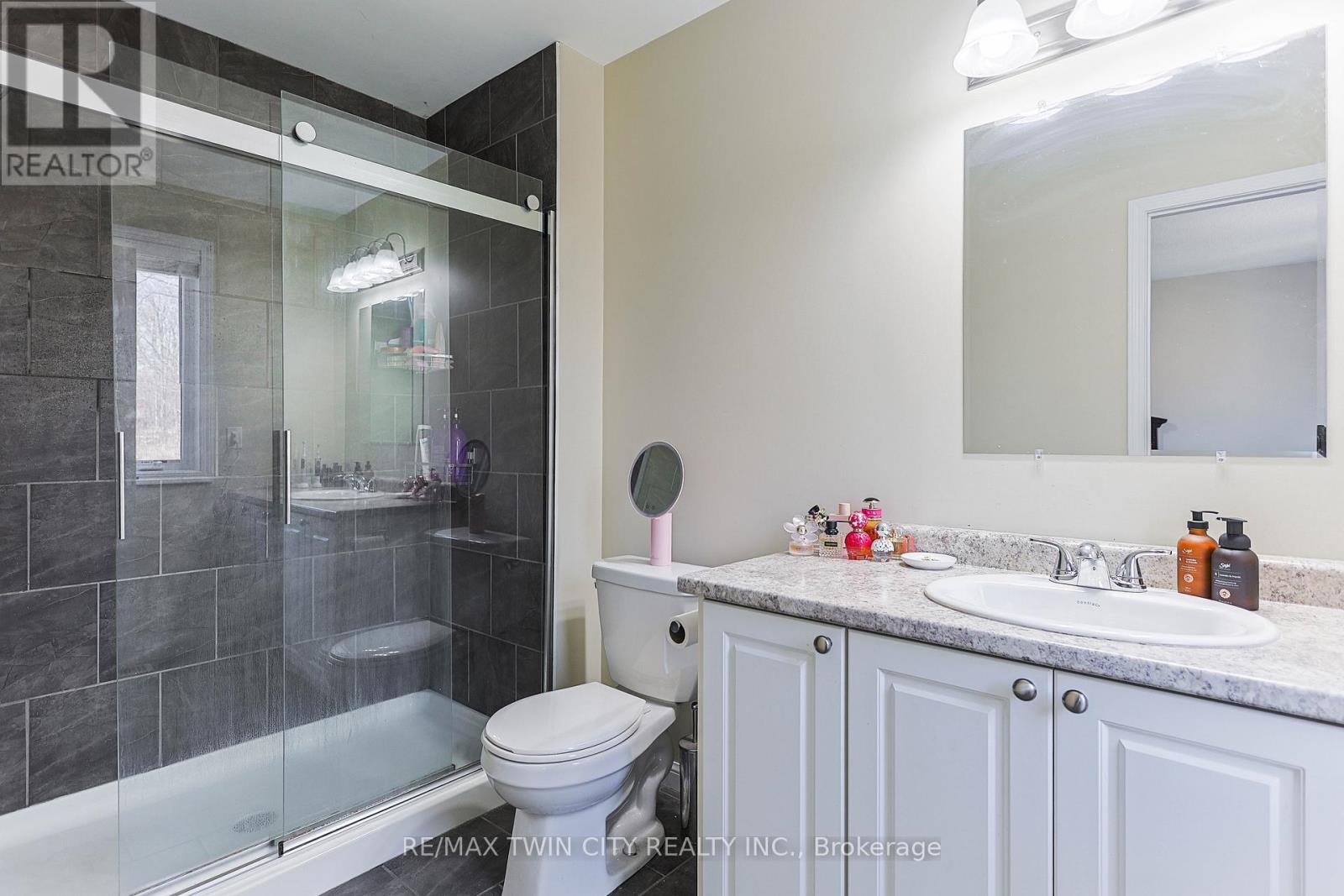 61 - 21 Diana Avenue, Brantford, Ontario  N3T 0G7 - Photo 23 - X12065953