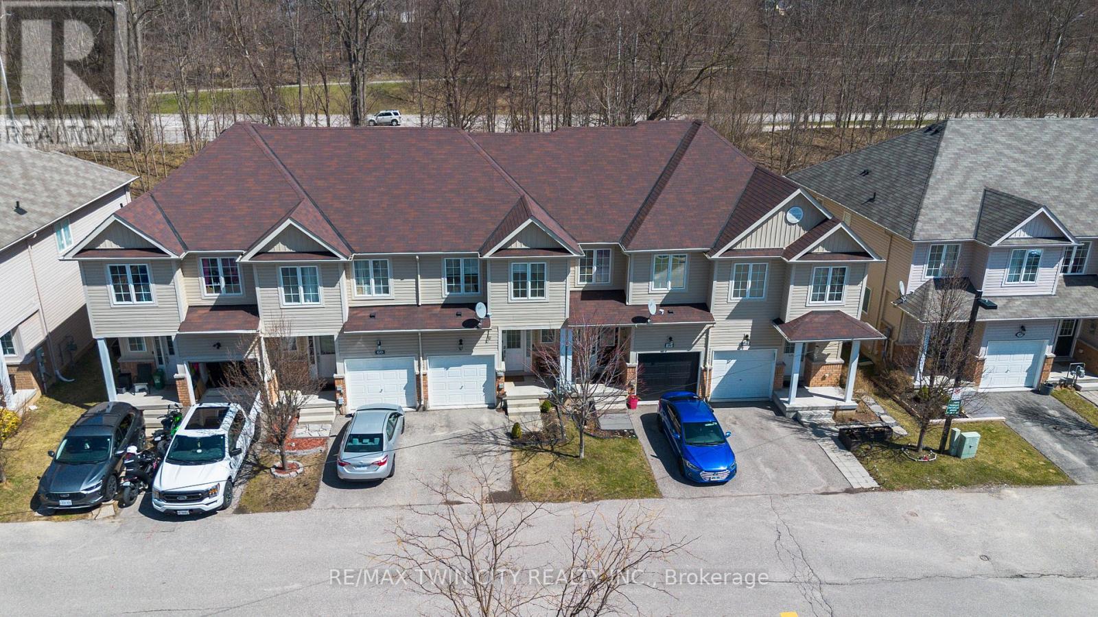 61 - 21 Diana Avenue, Brantford, Ontario  N3T 0G7 - Photo 38 - X12065953