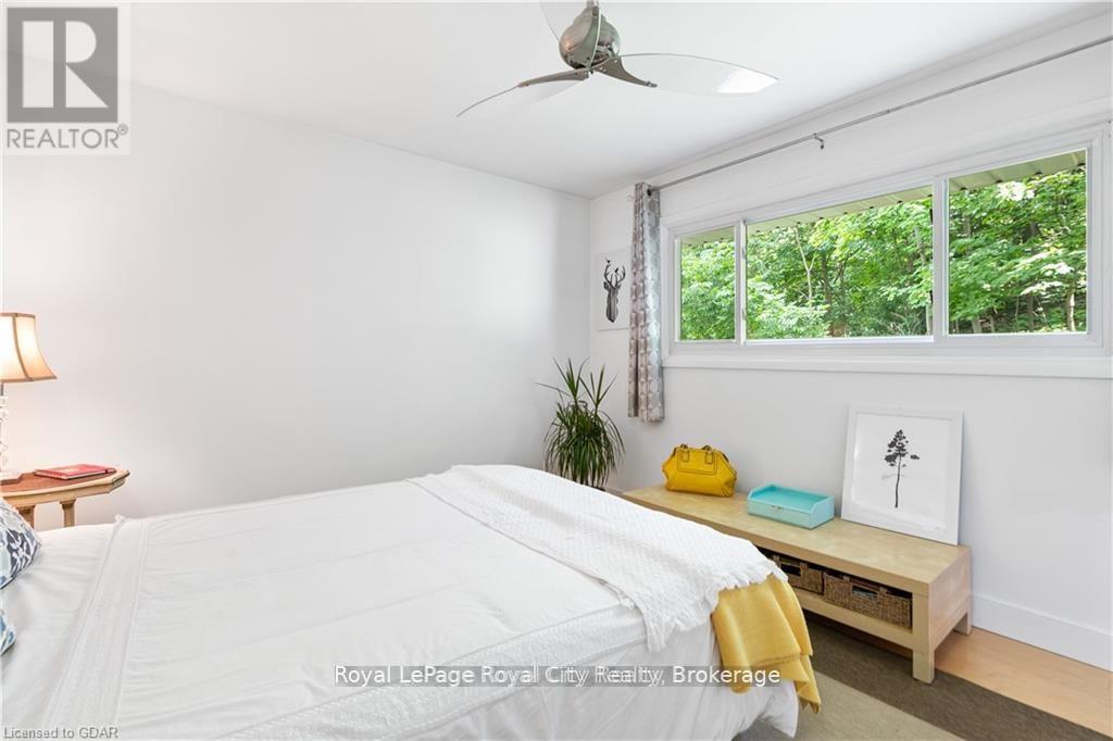 16 Fairview Boulevard, Guelph, Ontario  N1G 1H4 - Photo 20 - X12065461