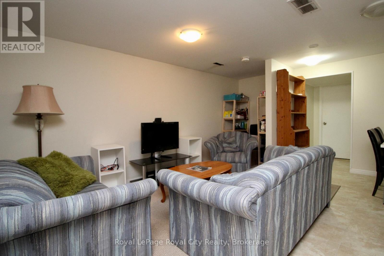 16 Fairview Boulevard, Guelph, Ontario  N1G 1H4 - Photo 26 - X12065461