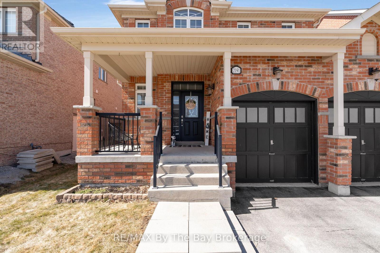 Property at 2191 GALLOWAY STREET image 3