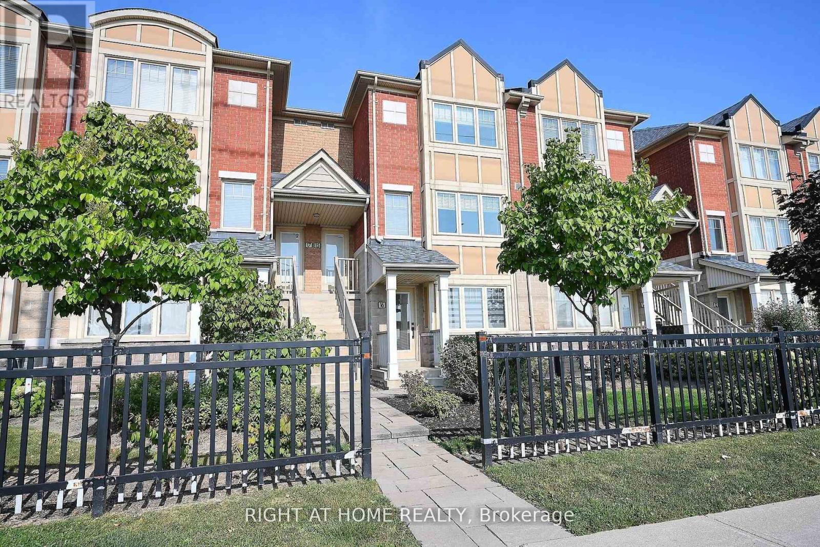 Property at 16 - 3985 EGLINTON AVENUE W image 2