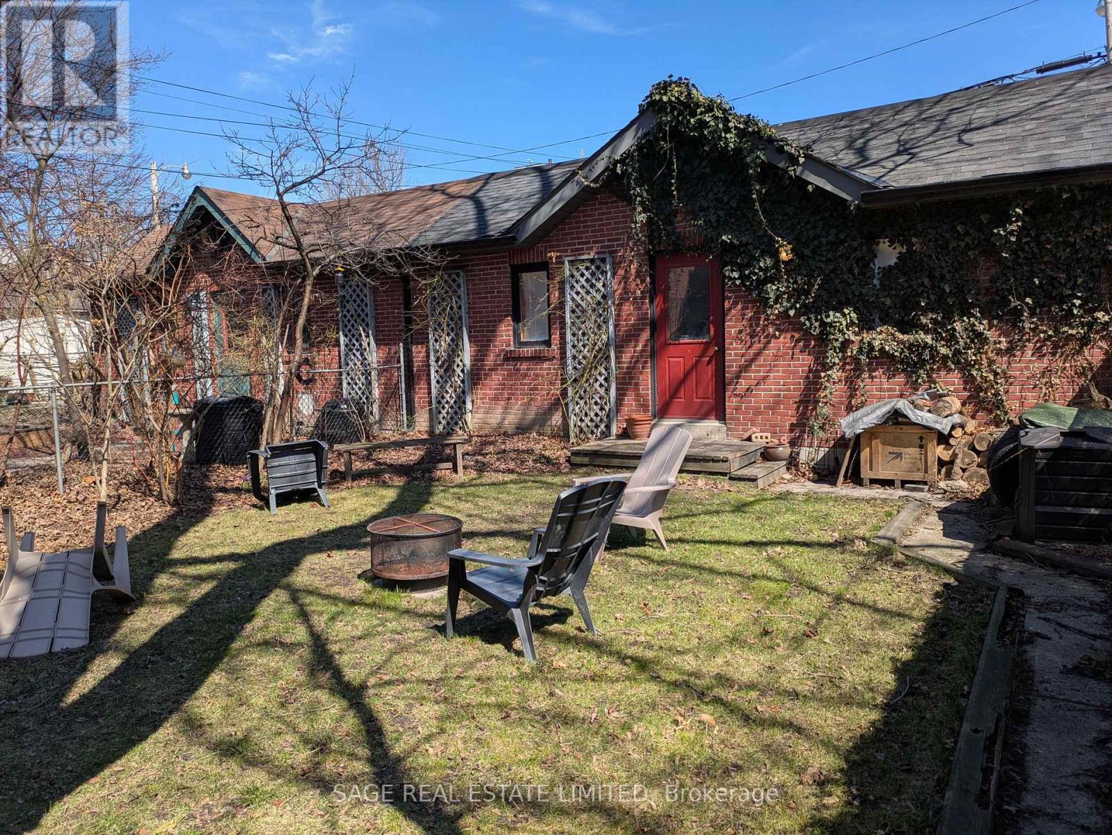 21 Macdonell Avenue, Toronto, Ontario  M6R 2A3 - Photo 46 - W12066125