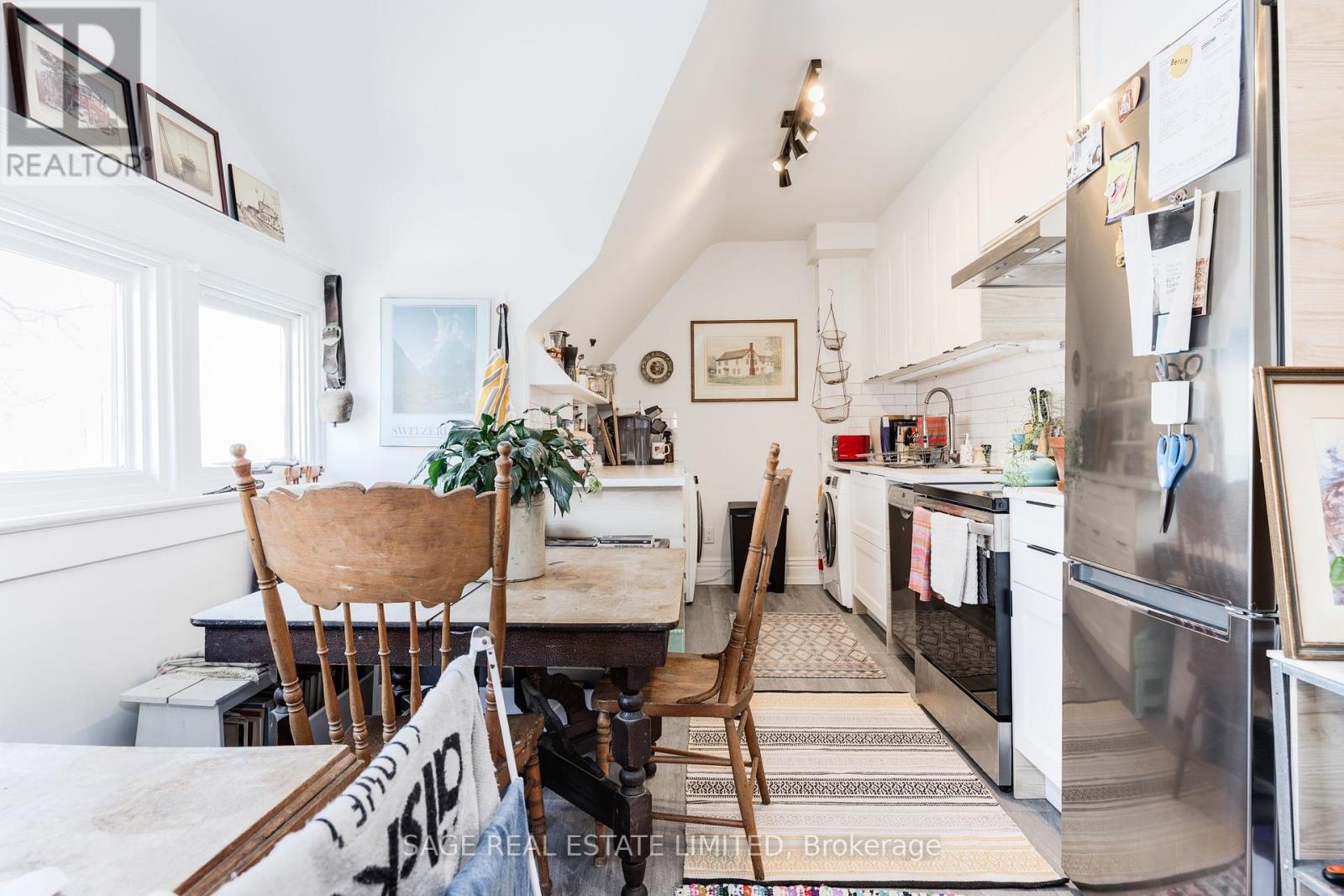 Property at 21 MACDONELL AVENUE image 5