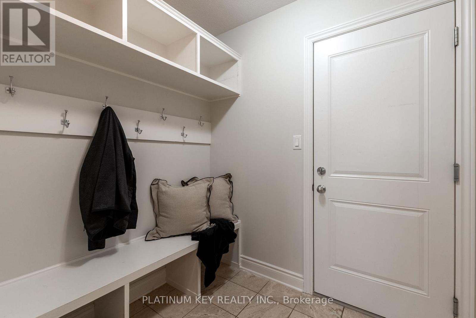 436 Macdonald Street, Strathroy-Caradoc, Ontario  N7G 0B2 - Photo 20 - X12066164