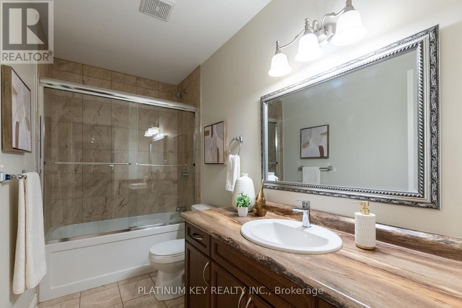 436 Macdonald Street, Strathroy-Caradoc, Ontario  N7G 0B2 - Photo 25 - X12066164