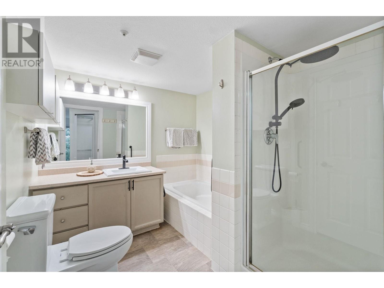 204 48 Richmond Street, New Westminster, British Columbia  V3L 5P4 - Photo 14 - R2983927